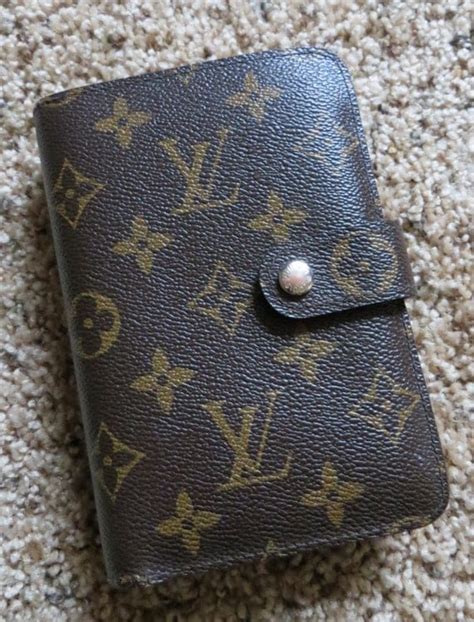 louis vuitton wallet classic|old louis vuitton wallet.